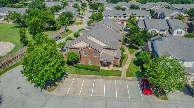 2204 Canterbury Park Drive, Grand Prairie, TX 75050