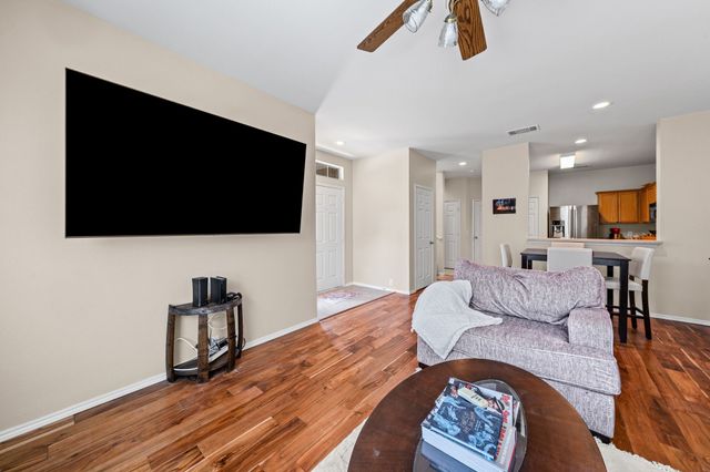 2204 Canterbury Park Drive, Grand Prairie, TX 75050