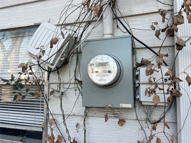 4509 Sandage Avenue, Fort Worth, TX 76115