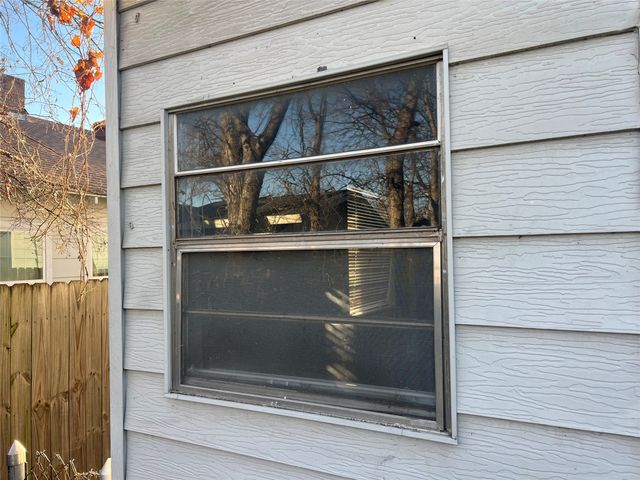 4509 Sandage Avenue, Fort Worth, TX 76115