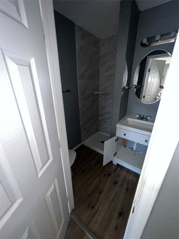 4509 Sandage Avenue, Fort Worth, TX 76115