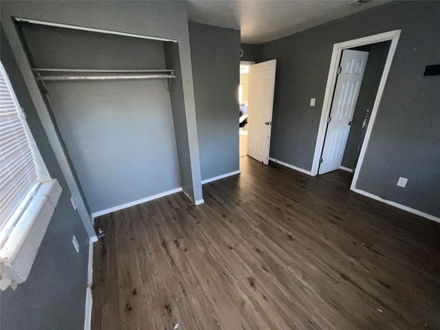 4509 Sandage Avenue, Fort Worth, TX 76115