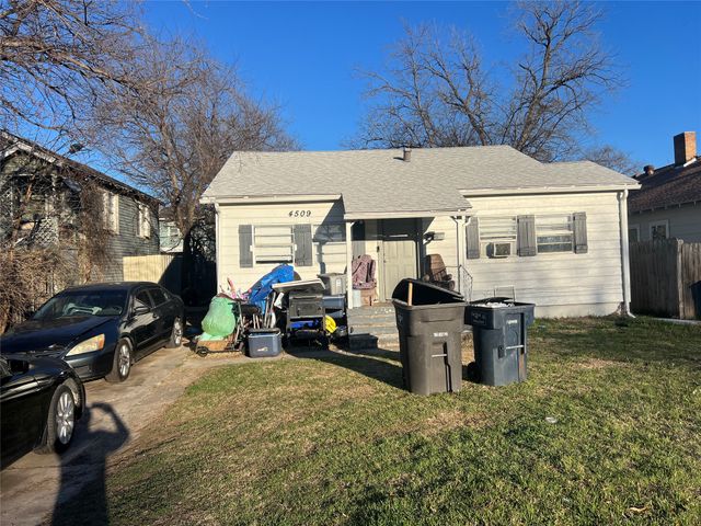 4509 Sandage Avenue, Fort Worth, TX 76115