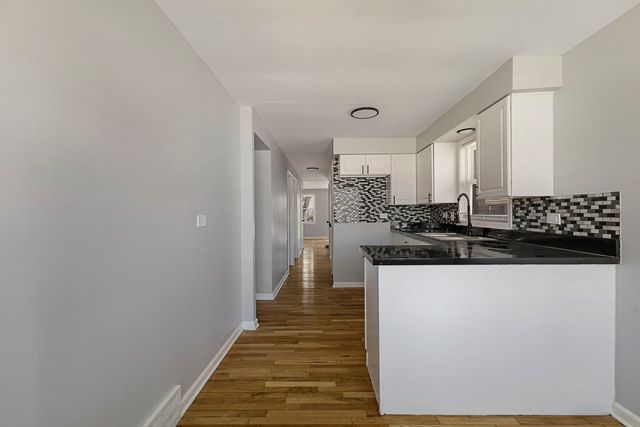 11610 S Aberdeen Street, Chicago, IL 60643