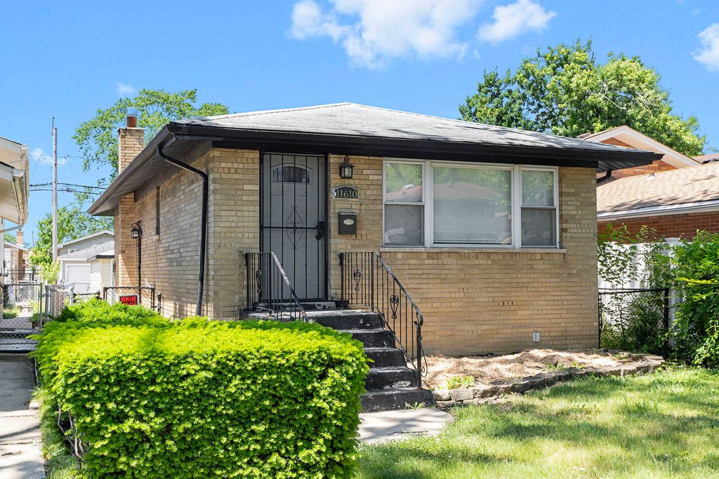 11610 S Aberdeen Street, Chicago, IL 60643