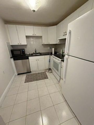 215 Winter St 3Q, Weymouth, MA 02188