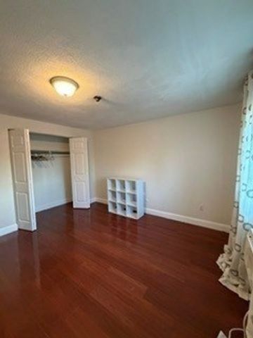 215 Winter St 3Q, Weymouth, MA 02188