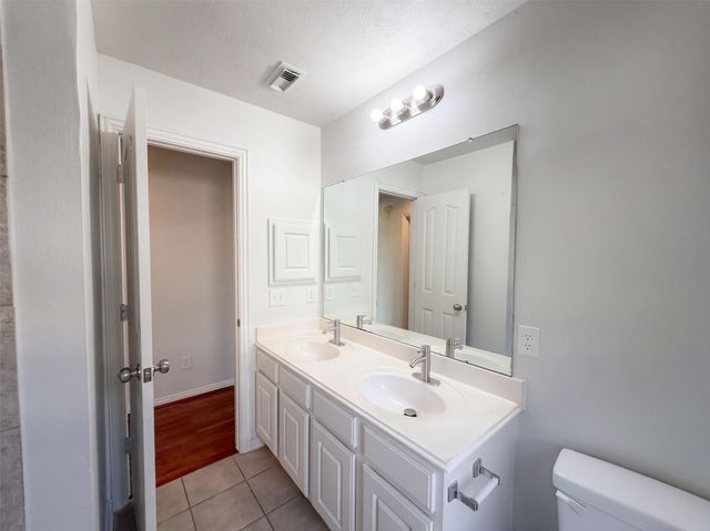 3307 Wolf Court, Pearland, TX 77584