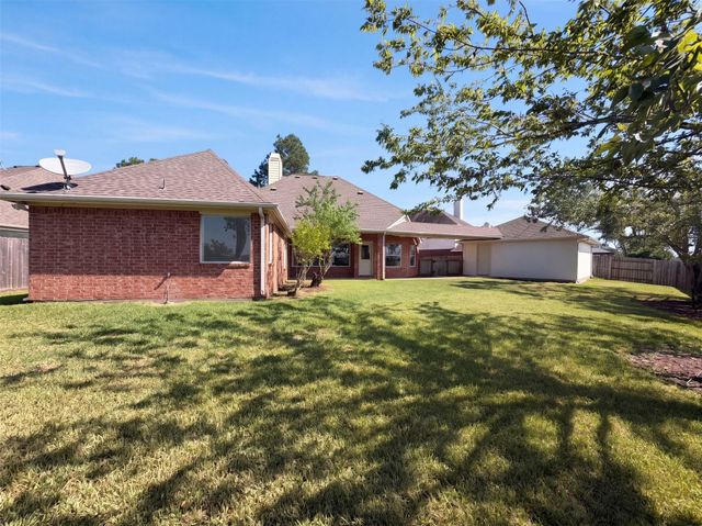 3307 Wolf Court, Pearland, TX 77584
