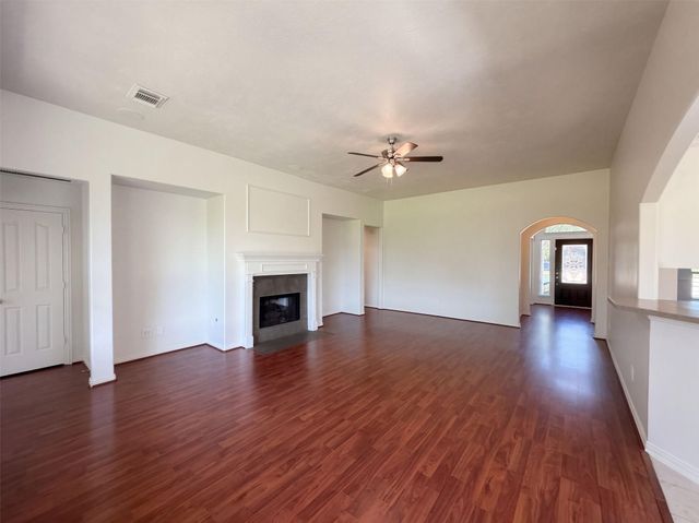 3307 Wolf Court, Pearland, TX 77584