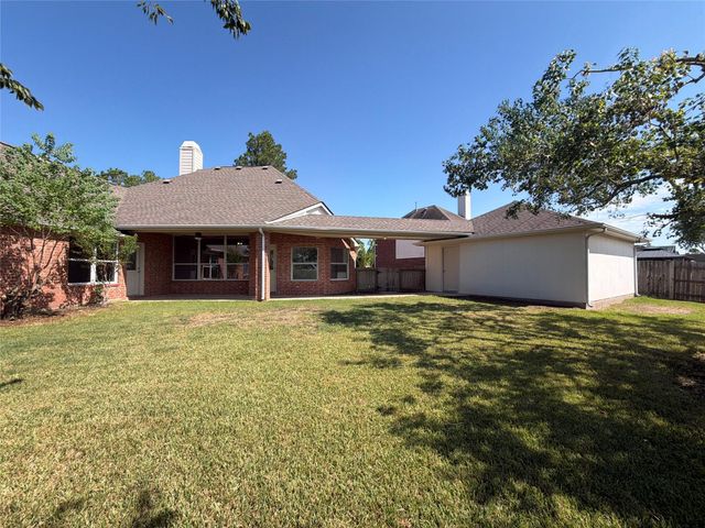 3307 Wolf Court, Pearland, TX 77584