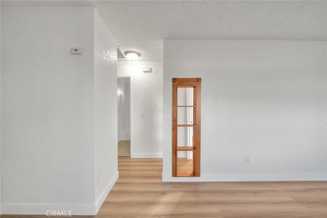 22133 Thunderbird, Apple Valley, CA 92307