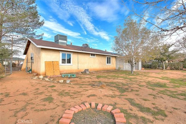 22133 Thunderbird, Apple Valley, CA 92307