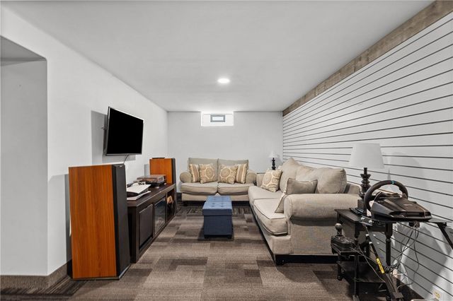 1143 Long Pond Road, Greece, NY 14626