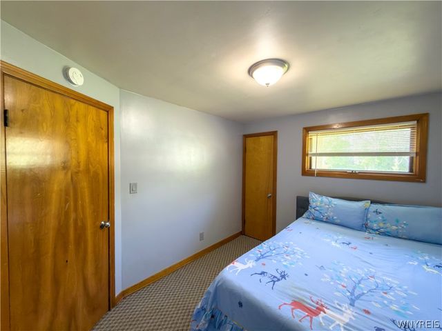 15 Sandy Lane, Cheektowaga, NY 14227
