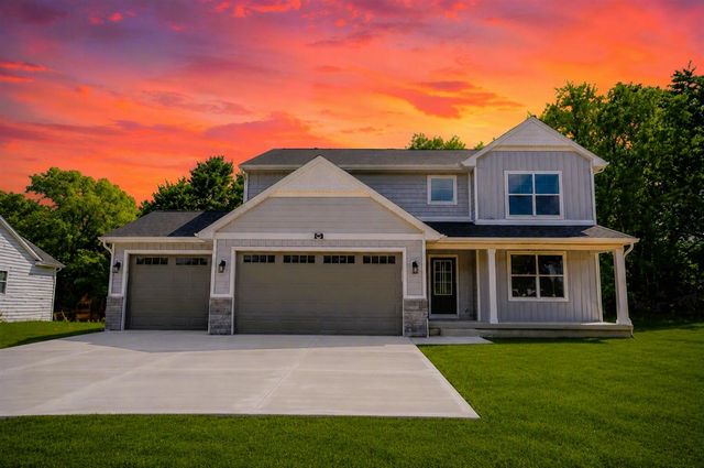 2050 Dakota Trail, Hastings, MI 49058