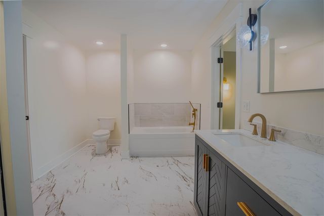 2050 Dakota Trail, Hastings, MI 49058