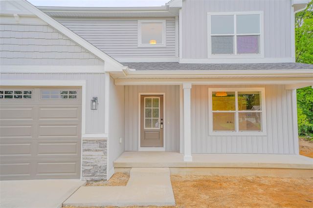 2050 Dakota Trail, Hastings, MI 49058