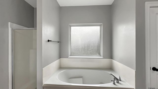 1665 Seville Dr, St Gabriel, LA 70776