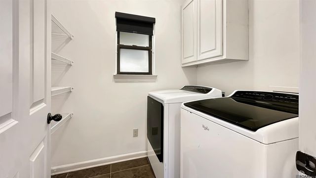 1665 Seville Dr, St Gabriel, LA 70776