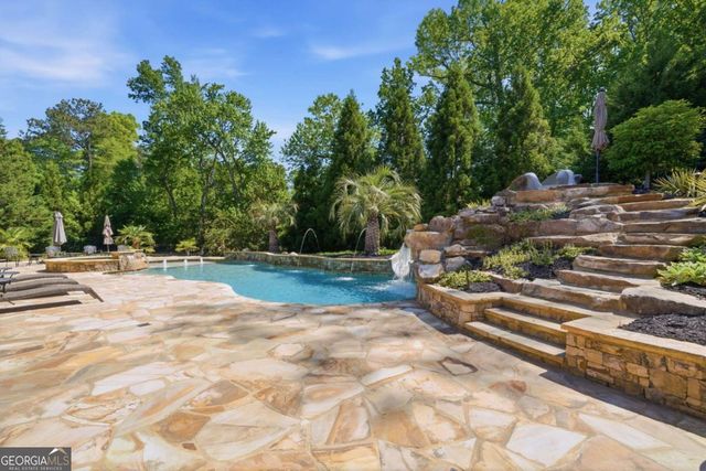 2380 Manor Creek Court, Cumming, GA 30041