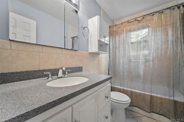 20 Salem Place, White Plains, NY 10605