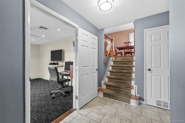 20 Salem Place, White Plains, NY 10605