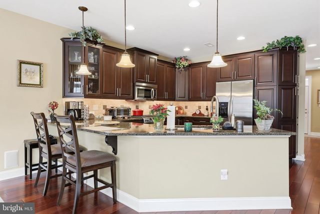 1246 SAINT JAMES DR, Langhorne, PA 19047