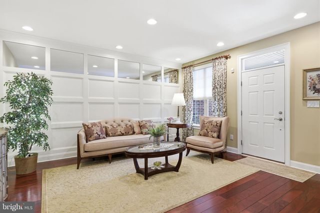 1246 SAINT JAMES DR, Langhorne, PA 19047