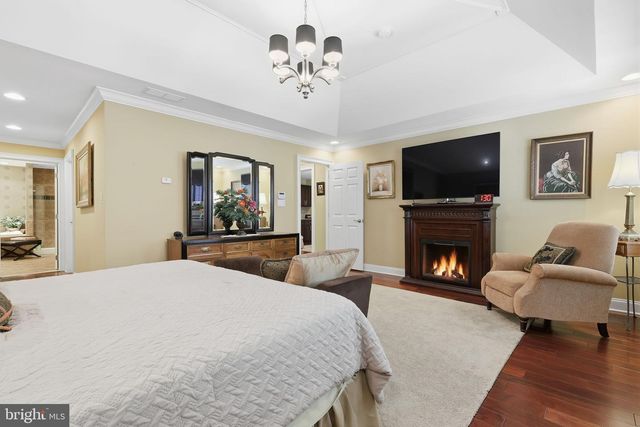 1246 SAINT JAMES DR, Langhorne, PA 19047