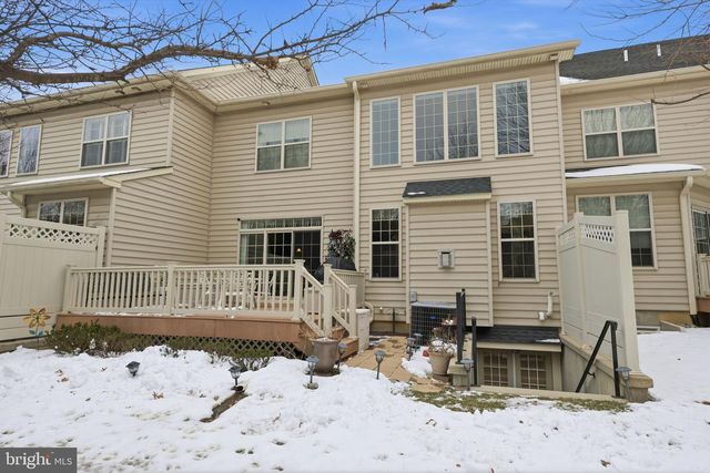 1246 SAINT JAMES DR, Langhorne, PA 19047