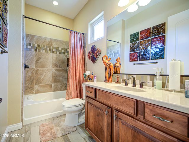 1285 E CORSIA Lane, San Tan Valley, AZ 85140