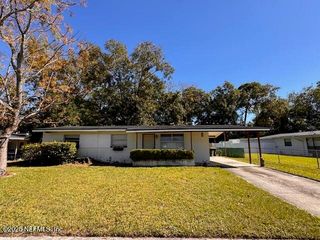 4803 REDSTONE Drive, Jacksonville, FL 32210