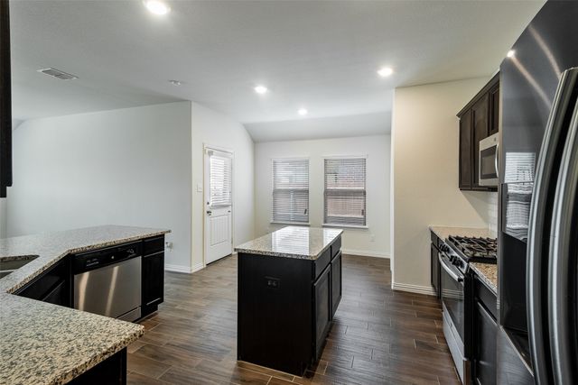 913 Rosewood Street, Princeton, TX 75407