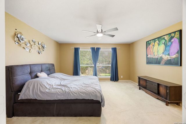 5803 ROLLING FOREST DR, San Antonio, TX 78250