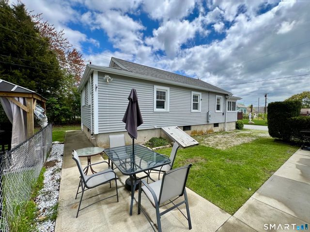 40 Portland Avenue, Old Lyme, CT 06371