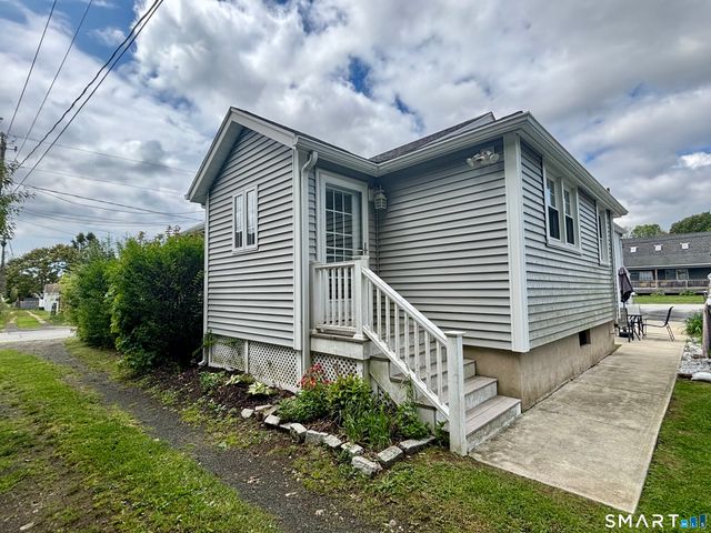 40 Portland Avenue, Old Lyme, CT 06371