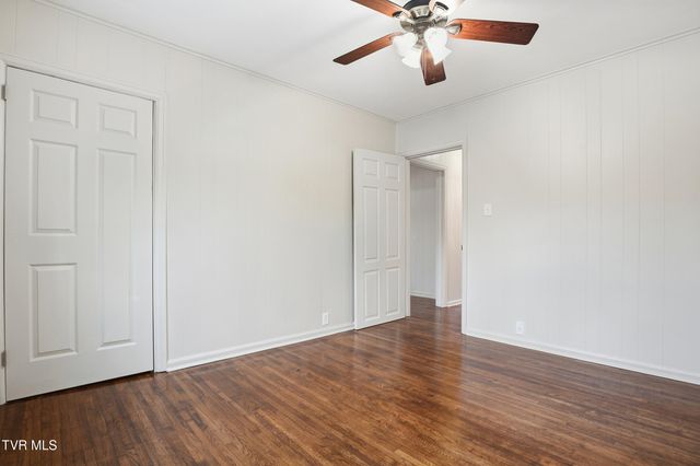 387 Old Watauga Rd, Watauga, TN 37694