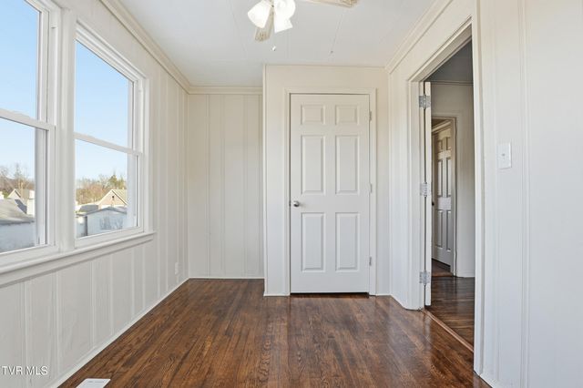 387 Old Watauga Rd, Watauga, TN 37694