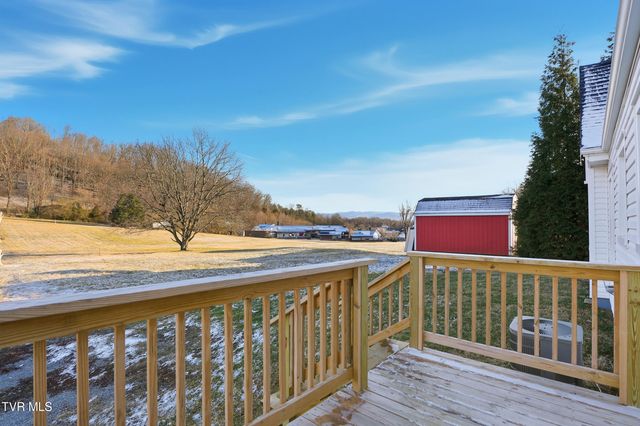 387 Old Watauga Rd, Watauga, TN 37694