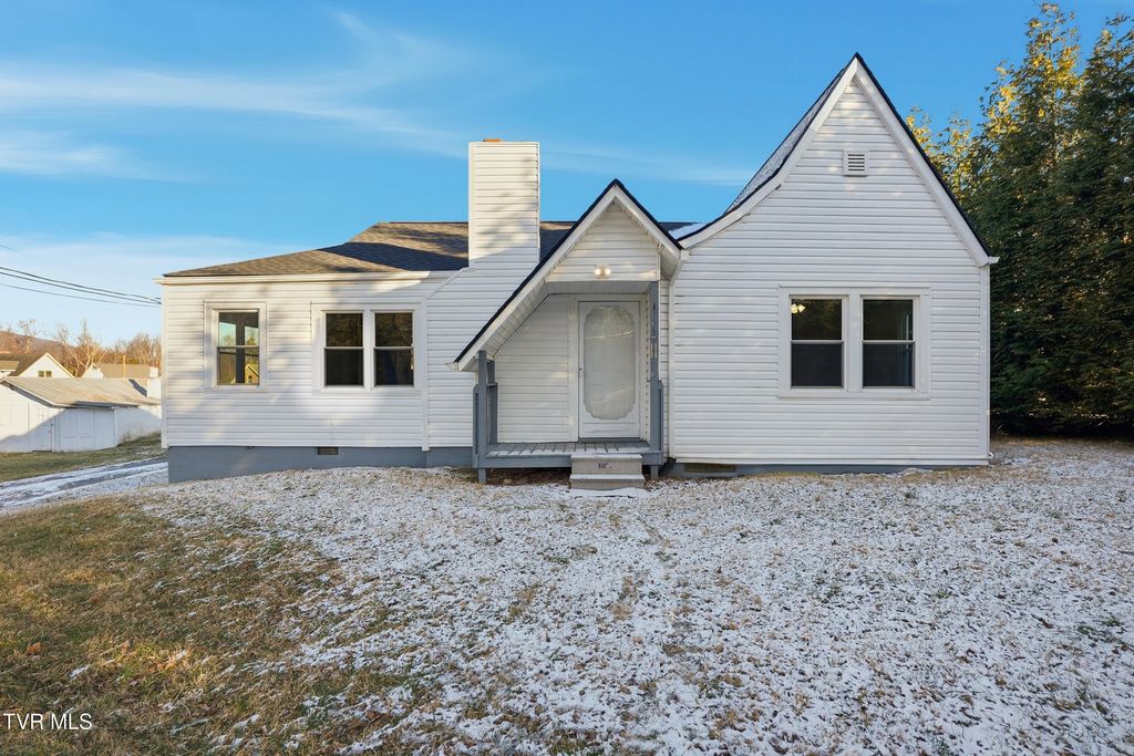 387 Old Watauga Rd, Watauga, TN 37694