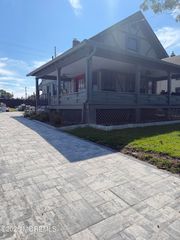 404 Lake Drive, Allenhurst, NJ 07711