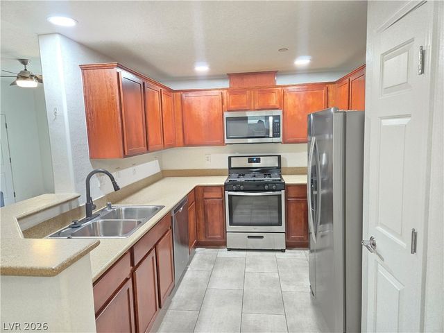 6868 Sky Pointe Drive 1122, Las Vegas, NV 89131