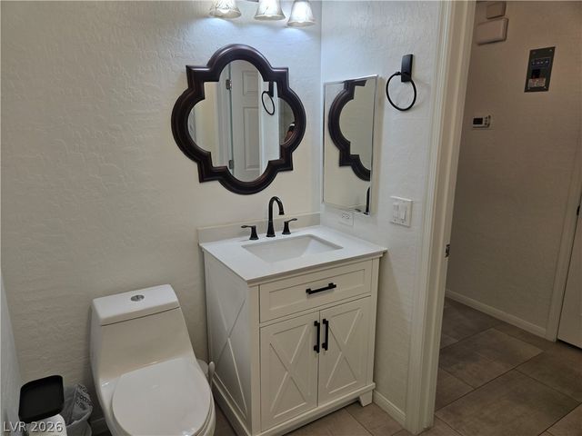 6868 Sky Pointe Drive 1122, Las Vegas, NV 89131