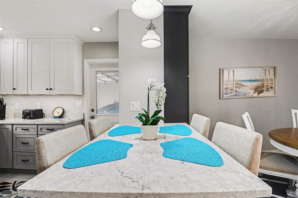 Image 12 of property listing at 543 BELVEDERE COURT, Punta Gorda, FL 33950