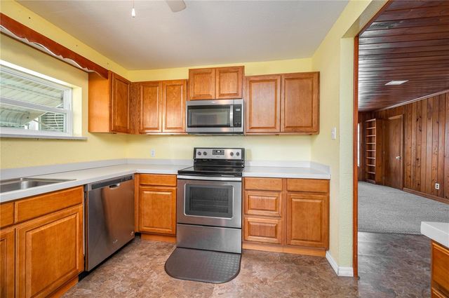 200 BRITTON STREET, Babson Park, FL 33827