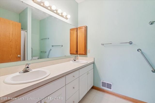 1409 Weatherhill Court, East Lansing, MI 48823