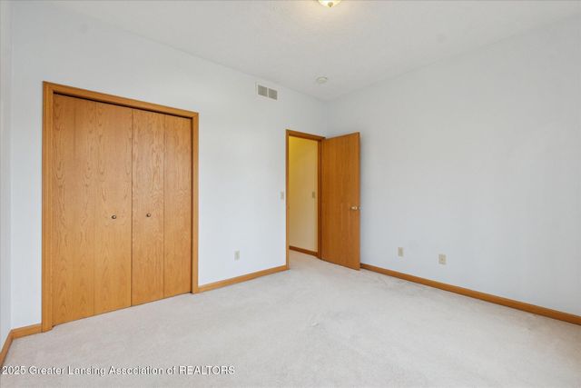 1409 Weatherhill Court, East Lansing, MI 48823