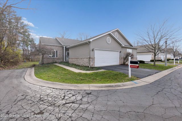1409 Weatherhill Court, East Lansing, MI 48823