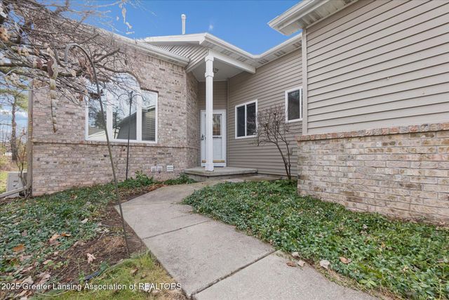 1409 Weatherhill Court, East Lansing, MI 48823